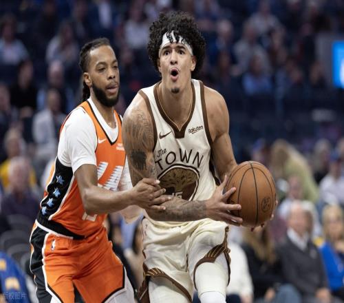 炸裂灾难首秀！加兰成笑话！17分大逆转，小卡背靠背23+8+4创纪录