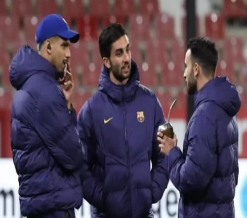 每体：阿劳霍和费兰是巴萨队中最受喜爱的两位球员