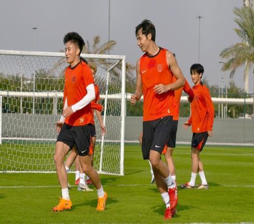 成都一旦开门红争冠对手压力山大！陈涛：所有人疯狂我必须冷静