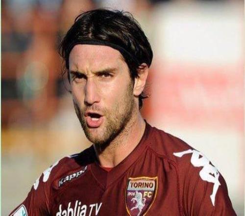 23岁成名，24岁当水货，26岁踢意乙，也许这是最衰的维埃里接班人