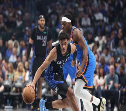 历史第一！亚历山大30分超张伯伦雷霆三杀独行侠巩固西部第一