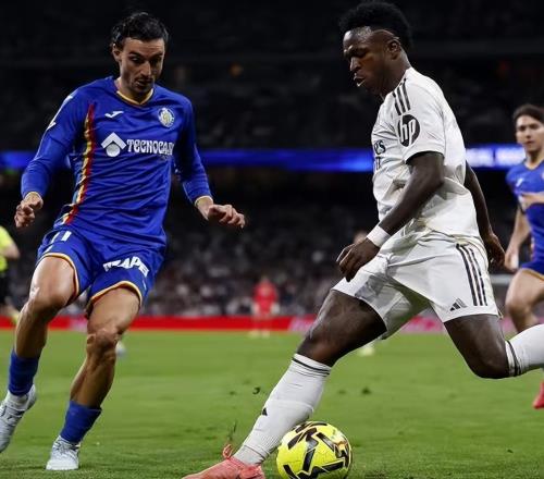 随着皇马01不敌赫塔费，西甲最新排名出炉！巴萨领先4分排第1