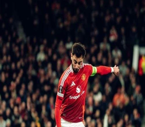 英超纽卡VS曼联：红军欧冠资格都难，红魔理论上能争冠