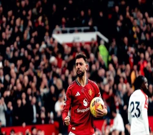 英媒：曼联希望B费至少再留一年，内部人士认为他更倾向留队