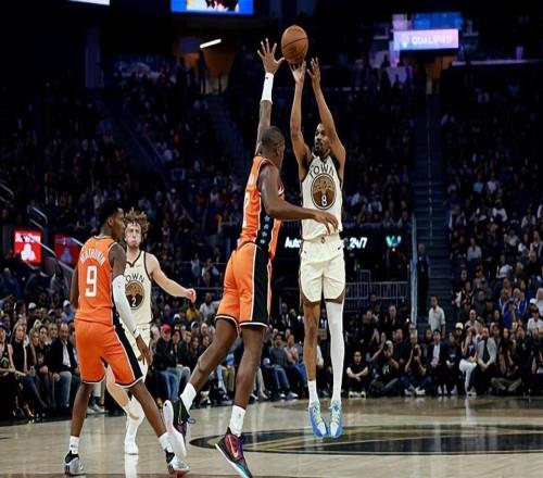 一次又一次在场上打铁，勇士后场大闸为什么莫名其妙就上头了呢