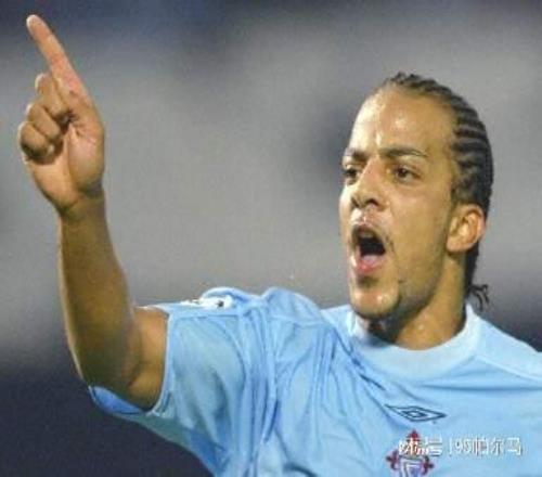 领146张黄牌的狠人，扬言要打小罗，脚踹贝克汉姆，当教练不习惯