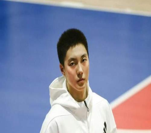 正式退出！广东核心无奈，济南小伙曝出原因，杜锋批准，徐杰祝福