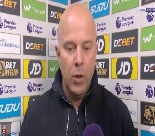 斯洛特：上半场的表现远远没有达到应有水平，下半场表现更好