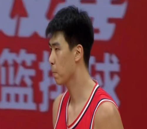 17+10+4帽！徐昕爆了！护框碾压，进攻完美终结，把山东打绝望了