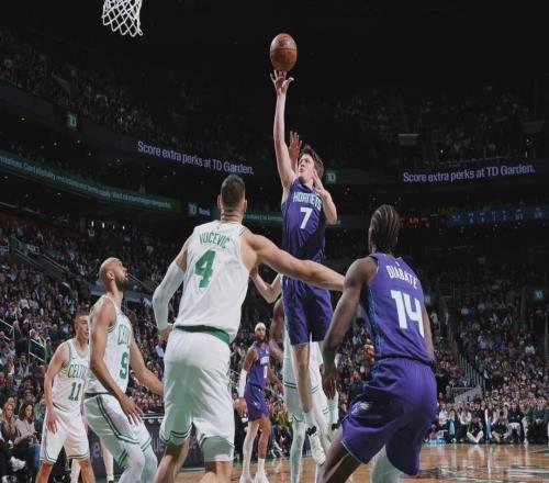 26场追平乔丹！太猛，弗拉格估计没戏了...