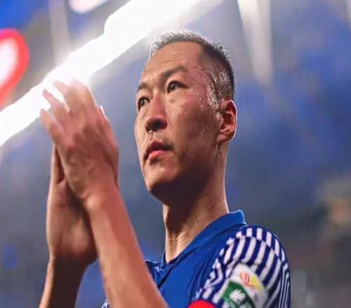 吴曦：希望把良好表现延续到新赛季，帮助申花获得想要的成绩