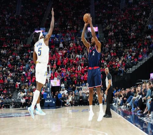 霍勒迪砍35+11,仍无缘今日最佳，因为伦纳德3节就创队史第二纪录