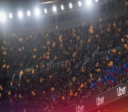 巴萨官方：与马竞次回合上座人数45399人，创本赛季诺坎普纪录