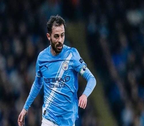 瓜帅跌倒塔帅吃饱！哈兰德梦游0射正，曼城22森林冠军渐行渐远