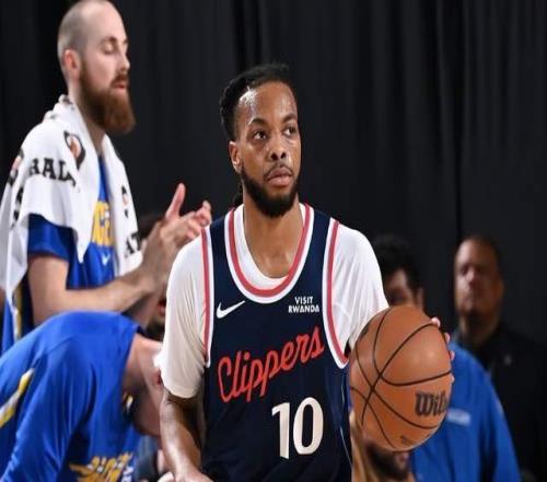 打疯了！快船最多领先23分：伦纳德轰20分4板，新星重伤离场