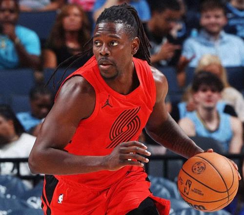 19中13轰35+11！就在今天，2项前无古人的NBA纪录被霍乐迪达成了