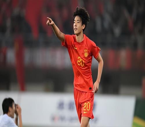 邝兆雷刚加盟海牛队，就有望在中超首轮登场完成处子秀，值得期待