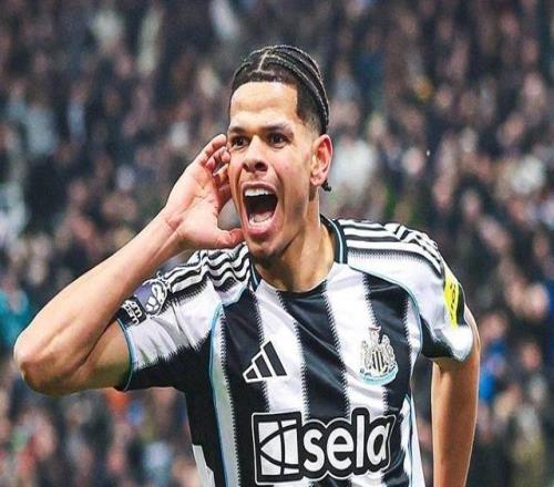 纽卡21绝杀！曼联多达1人却输球！卡里克执教首负，11轮不败终结