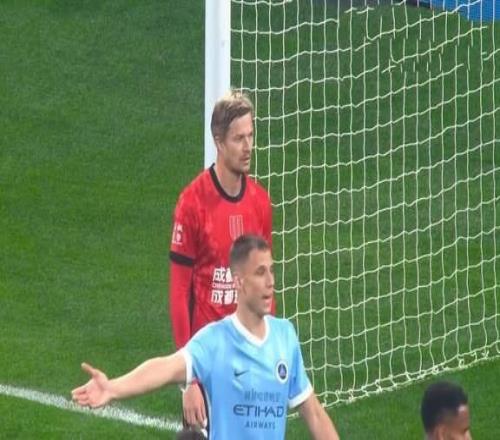 韦世豪有队长气质，茹萨不比周定洋差，成都外援选对了，有冠军相