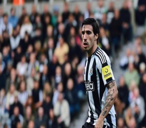 斯基拉：除阿森纳和曼联外，皇马近期也派球探考察了托纳利