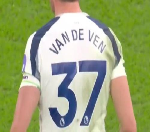 13！热刺11轮不胜：主场惨败+创耻辱纪录，后9轮对3强队保级难了