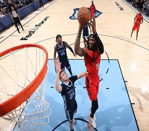 23分钟内打出20+11的数据，开拓者内线大闸的个人能力相当出色