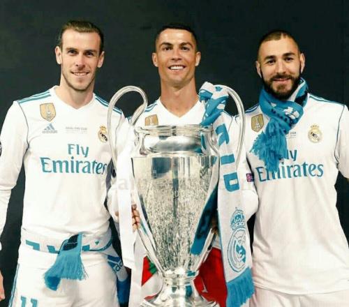 贝尔谈C罗：我是皇马第1位亿元先生，C罗想进更多球，想击败梅西