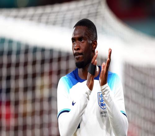 托莫里：莱奥好像不知道自己很强小时候打FIFA特意选圣西罗