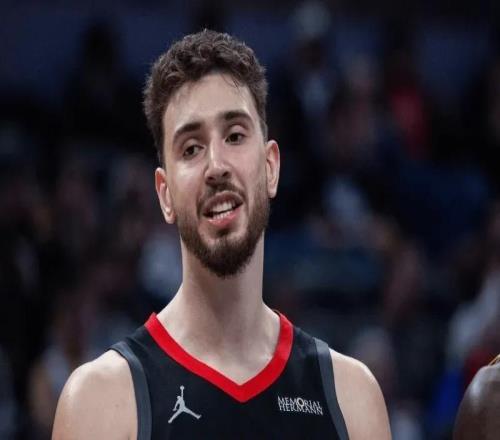 就是不背锅！乌度卡甩锅球员攻守不行，却力挺申京，多反思自己！