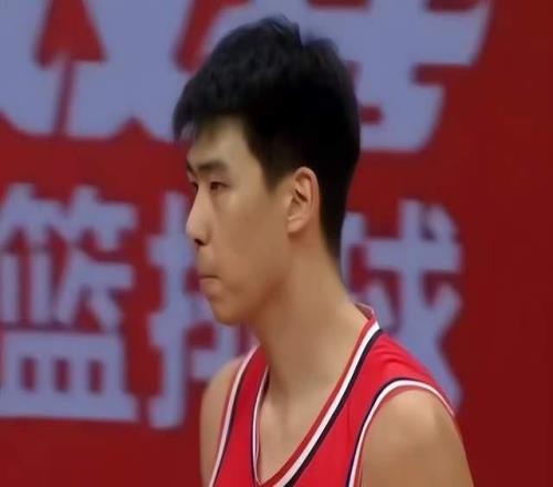 17+10+4帽！杜锋弃将再次爆发！碾压克里斯，把山东男篮打绝望了