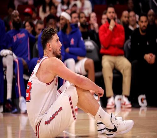 单场轰43分+9记三分！火箭2阵扬眉吐气，加时负勇士，输在首发