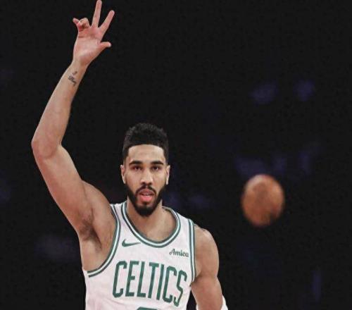 豪赌巅峰弃稳妥康复，塔图姆火线归来，绿军赔率暴涨暗藏生涯危机