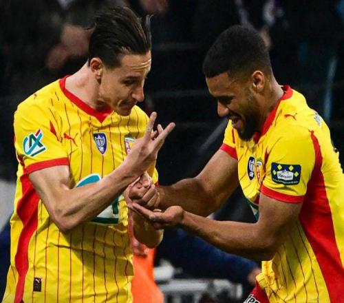 76晋级！13惨败！大黑马双线狂飙，里昂悲情倒下热刺13创耻辱