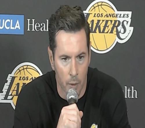 雷迪克：我们在防守端展现了韧性詹姆斯左肘需要进一步检查