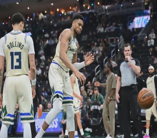 队史最差！4场狂输97分！字母哥再次逼宫雄鹿