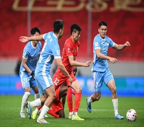 中超首个大冷门，12！冠军又输，海港主场12保级队，遭遇2连败