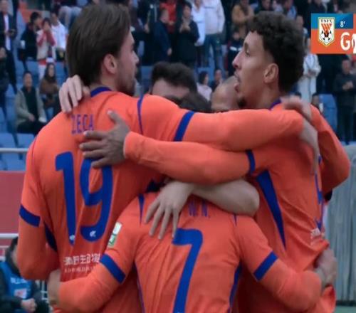 30！铁人18分钟缴械！泰山轻松拿捏争冠格局没打破，小谢涨球了