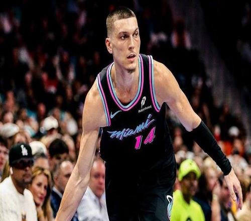 希罗35+9+9比肩詹韦，克神6记三分超越乔丹难救主，热火力克黄蜂