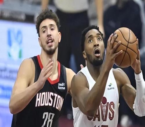 年薪仅3394万，单场砍28+6+2！火箭2当家触底反弹，合同白菜价