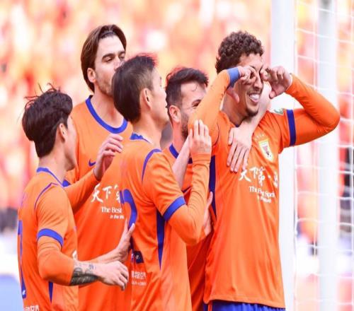 增至3分！泰山30铁人中超首轮主场仍不败3将破门高准翼伤退