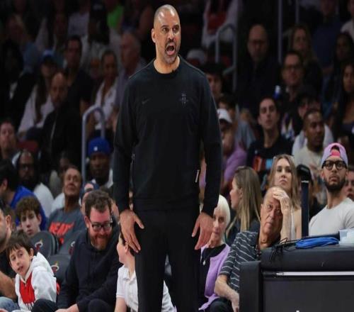 火箭队惨败给勇士队后，球迷对伊梅乌多卡感到不满