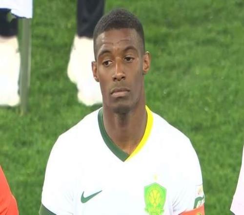 国安多亏留下王刚，19岁小将首秀亮眼，提前换下2将留力京鲁大战