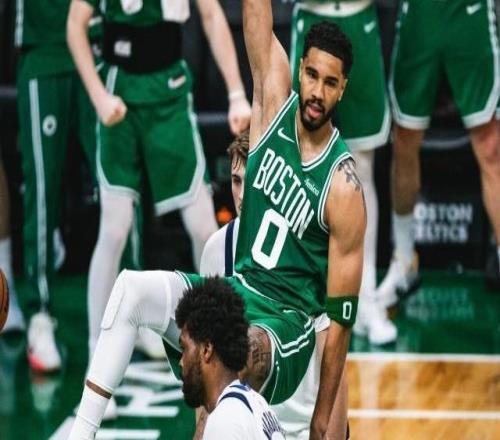 塔图姆回归重塑东部格局绿军争冠窗口重新开启