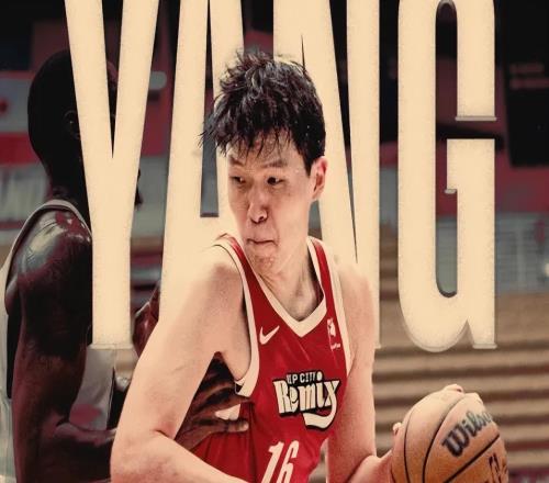 杨瀚森背靠背轰15+9+5！但定位模糊，又被打到头部！