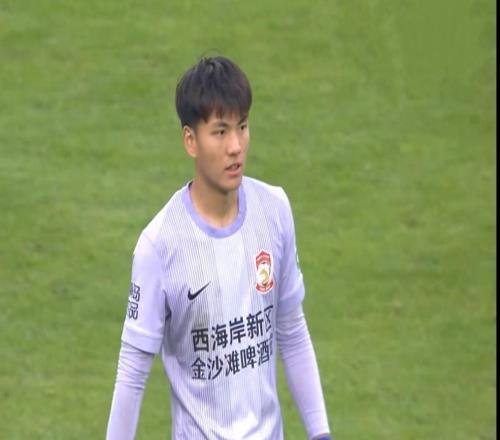 李昊球门两度失守！中超一场20，浙江击败郑智执教的青岛西海岸