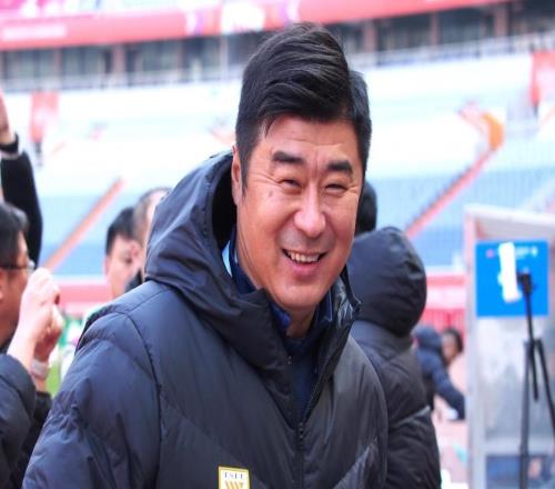 喜讯！韩鹏刚转正出任鲁能主教练，就带领俱乐部拿到中超开门红