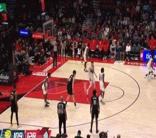 好哥们！助攻瀚森上演五佳球暴扣韦斯利激情庆祝