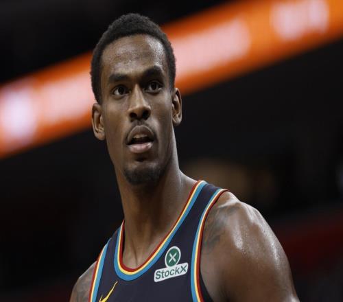 12中10砍24分5板！杜伦5罚4中+18正负值难救主活塞吞四连败