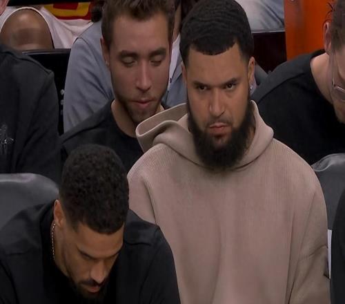 火箭队25分惨败，赛后球员评分，6人及格，2人低分被批评