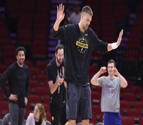 错了，勇士队波尔津吉斯回应了主帅科尔近期关于他病情的错误言论